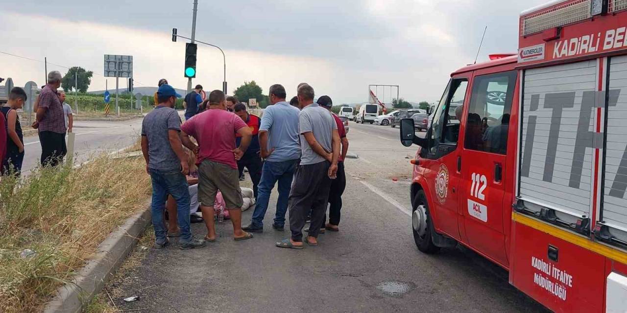 Kozan’da Trafik Kazası: 3 Yaralı