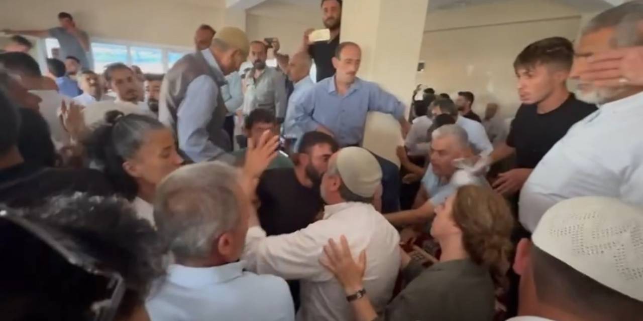 Mardin’de Dem’li Vekilin Yangınla İlgili Provokasyonunu Vatandaşlar Bozdu
