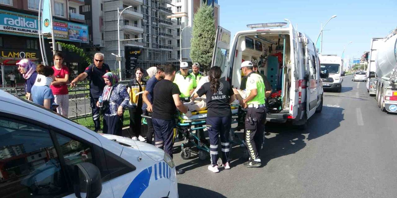 Malatya’da İki Araç Çarpıştı: 5 Yaralı