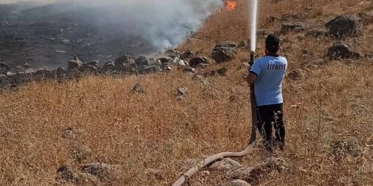 Şırnak’ta 7 Köye Sıçrayan Anız Yangını Kontrol Altına Alındı