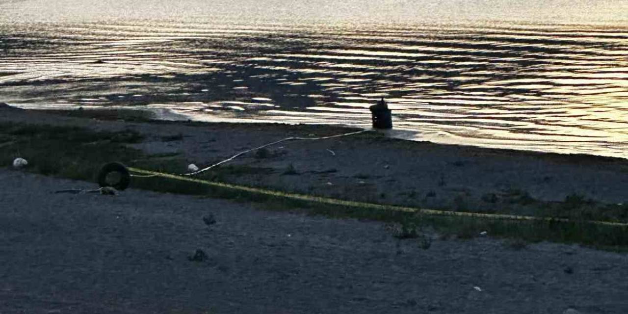 Eğirdir Gölü’nde 7 Adet El Bombası Tespit Edildi