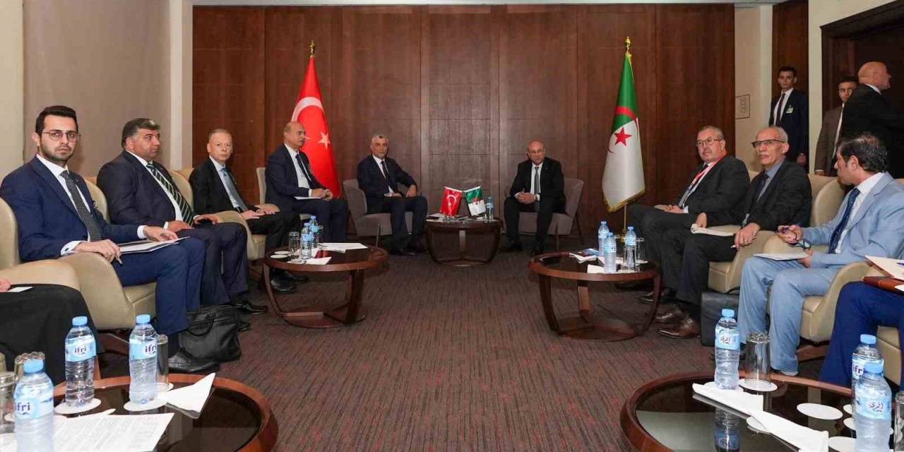 Bakan Bolat, Cezayirli Mevkidaşı Zitouni İle Görüştü