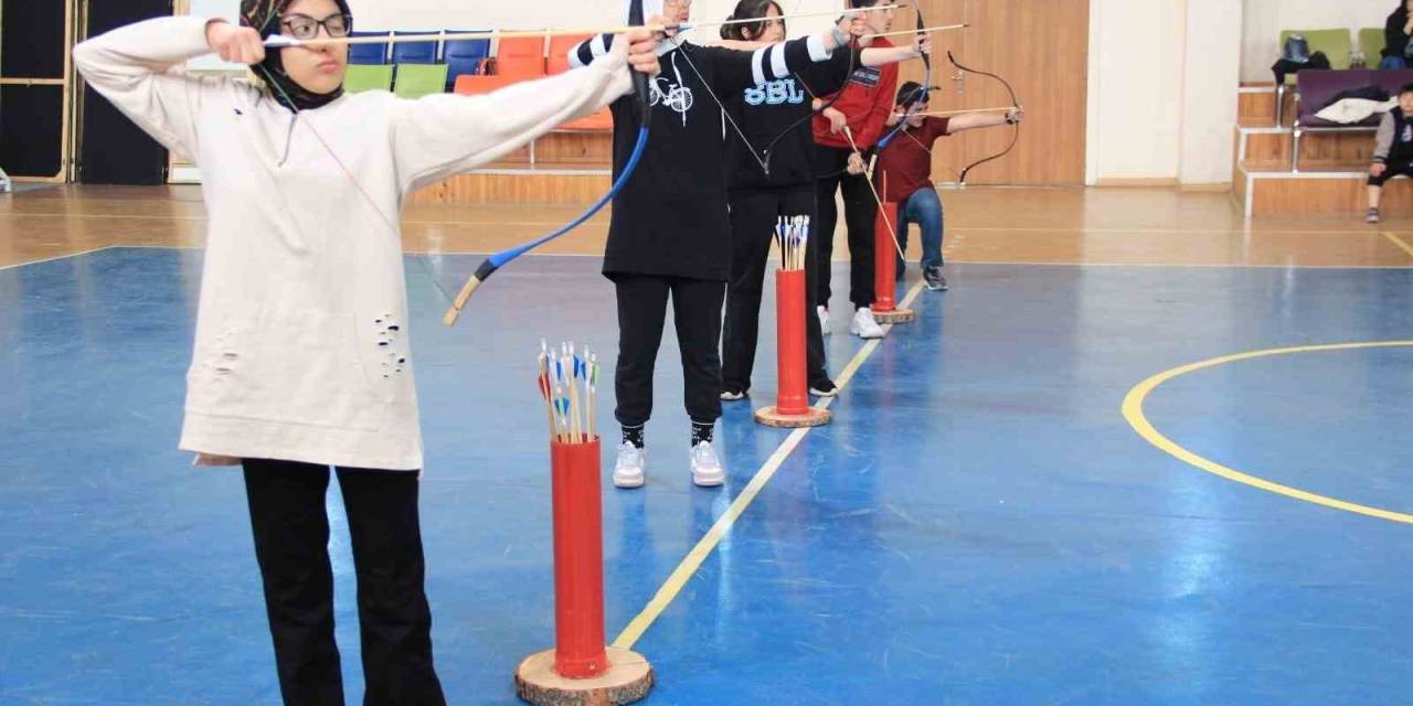 Geleneksel Türk Okçuları Erzincan’da Yetişiyor!