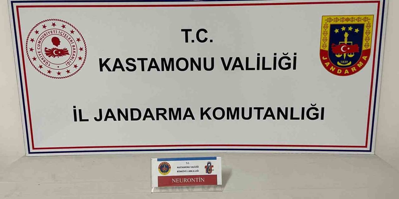 Psikiyatri Hastası, Yeşil Reçeteyle Aldığı İlaçları Satarken Yakalandı