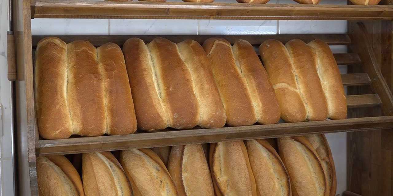 Rize'ye özgü 'baston ekmeği' diğer ekmeklere göre daha yavaş bayatlıyor