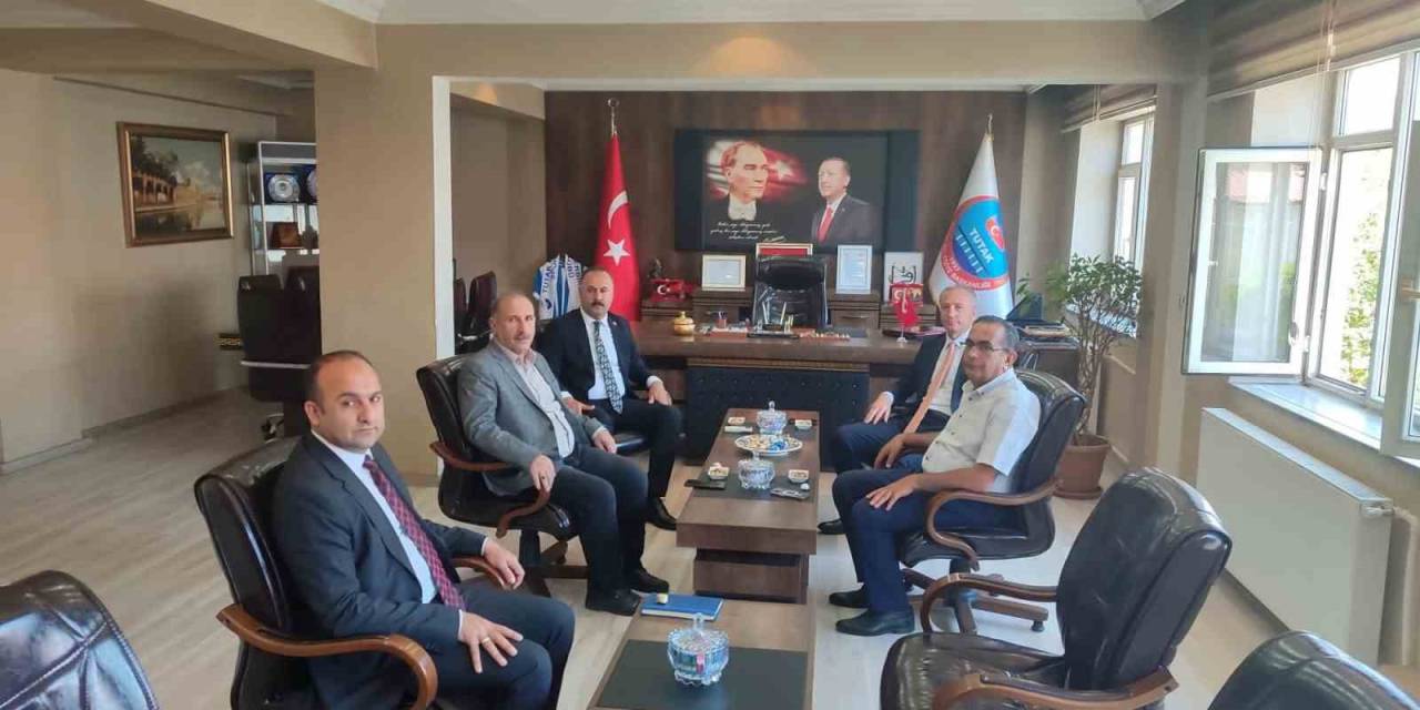 Ağrı Milli Eğitim Müdürü Kökrek, Öğretmenlerle Mesleki Çalışma Programında Buluştu