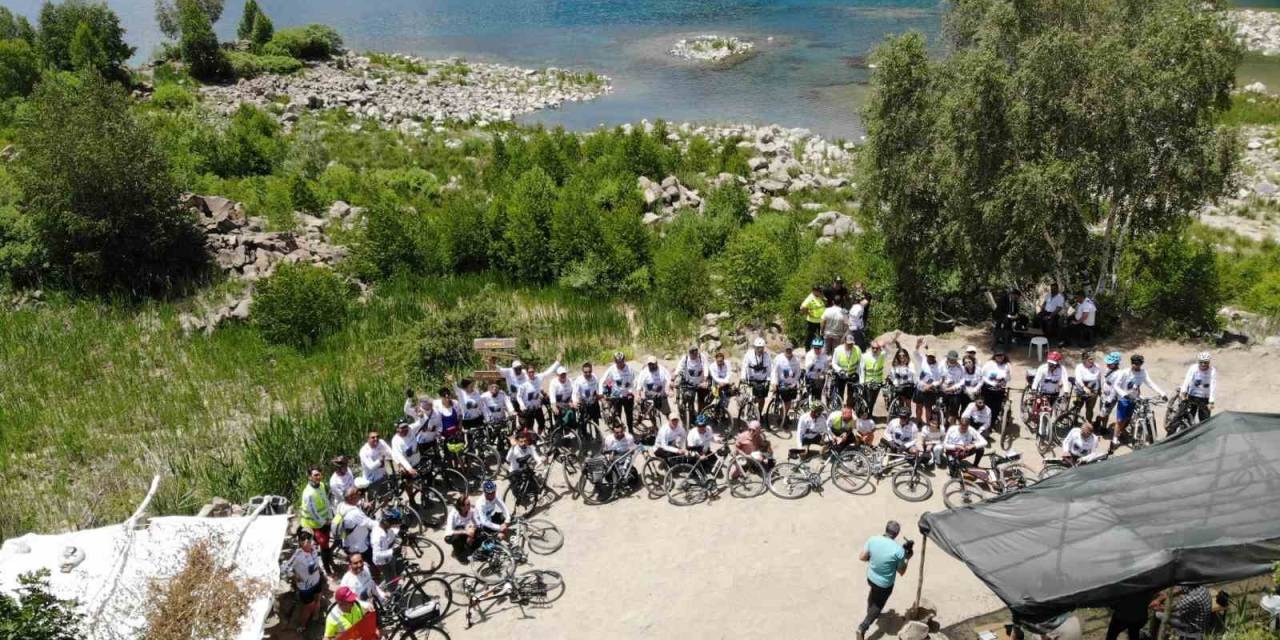 Bitlis Nemrut’tan, Adıyaman Nemrut’a Bisiklet Turu