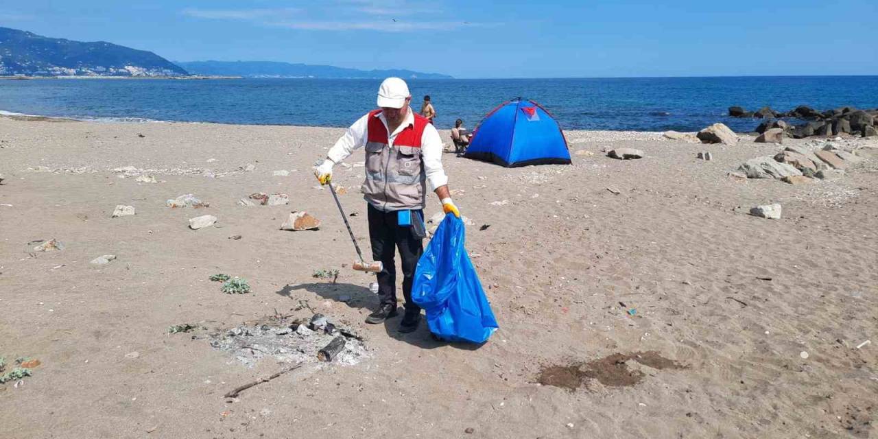 Ordu’da Sahil Ve Plajlarda Temizlik Çalışmaları Sürüyor