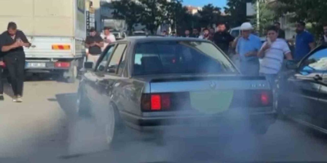 Düğün Alanında Lastik Yakan Magandaya Bin 400 Tl Ceza