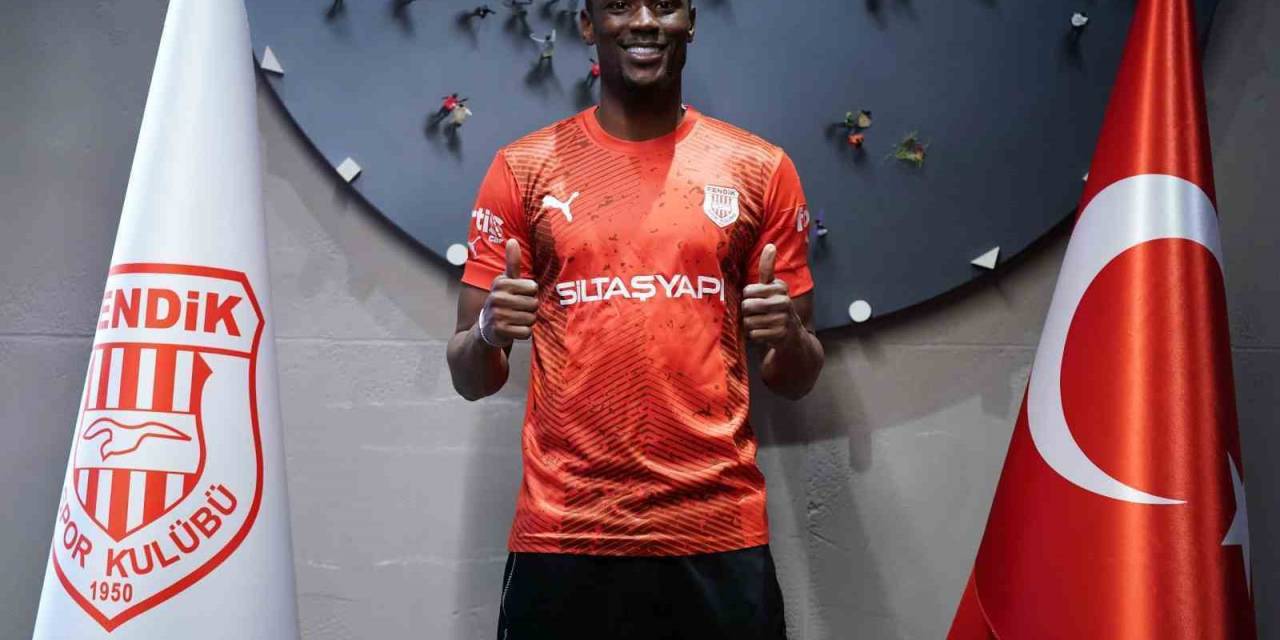 Sivasspor  Mame Thiam İle İlgileniyor