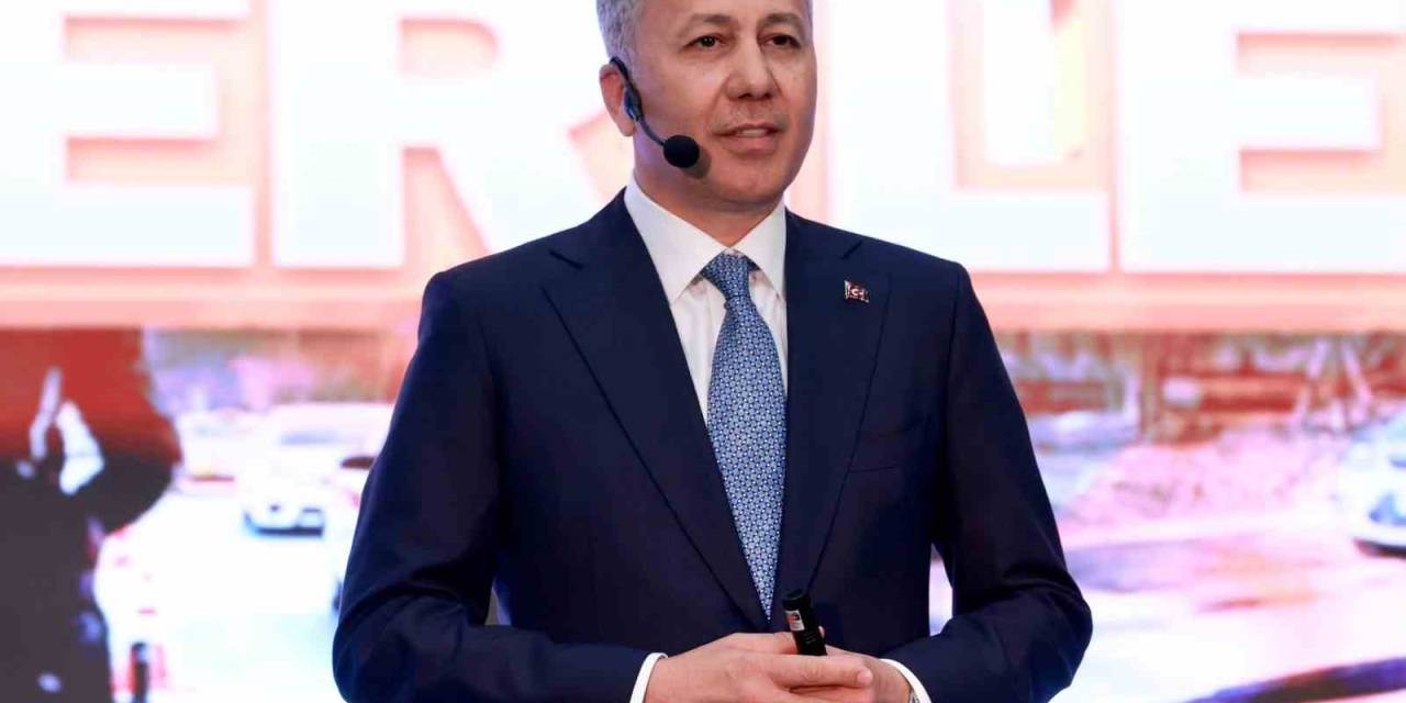 İçişleri Bakanı Yerlikaya: “Kurban Bayramı Tatilli Süresince Meydana Gelen Trafik Kazalarında 72 Kişi Hayatını Kaybetti, 12 Bin 274 Kişi Yaralandı”