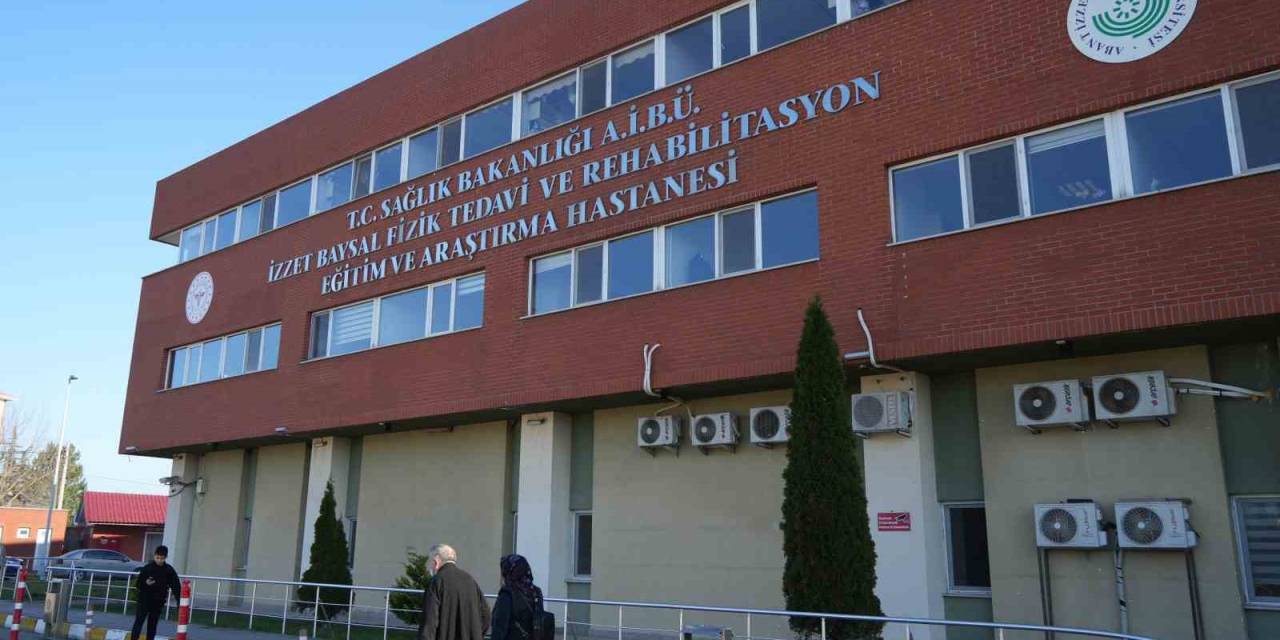 Doktorların Yazdıkları Her İlaç İçin Kuğu Emojisi İle Mümessilden Para İstedikleri İddiası Ortalığı Karıştırdı