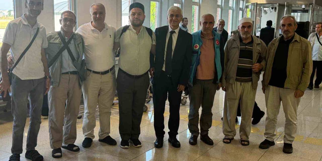 Eskişehir’den Yola Çıkan İlk Hac Kafilesi Yurda Döndü