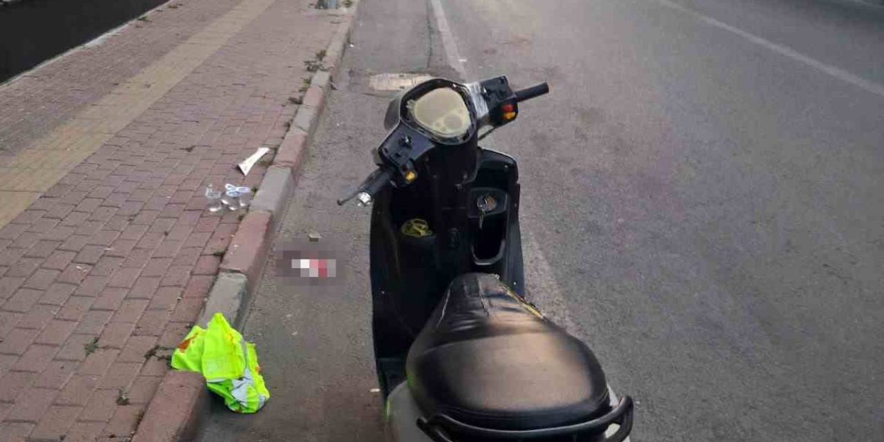Motosikletten Düşen Sürücü Yaralandı