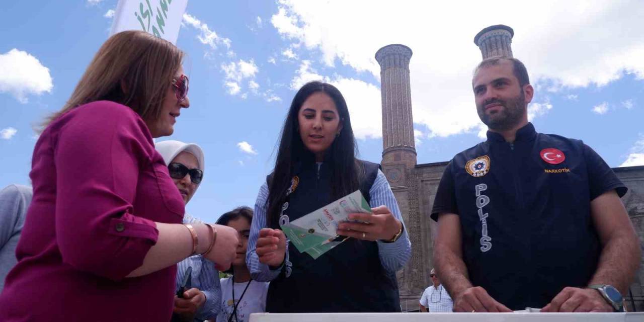 Tek Tuşla Uyuşturucu Tacirlerini İhbar Programı: Uyuma