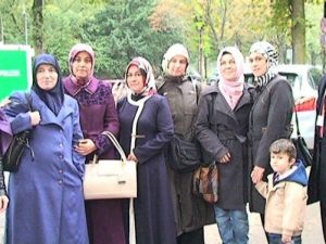 Hamburg’daki Türk Seçmenler Sandık Başında