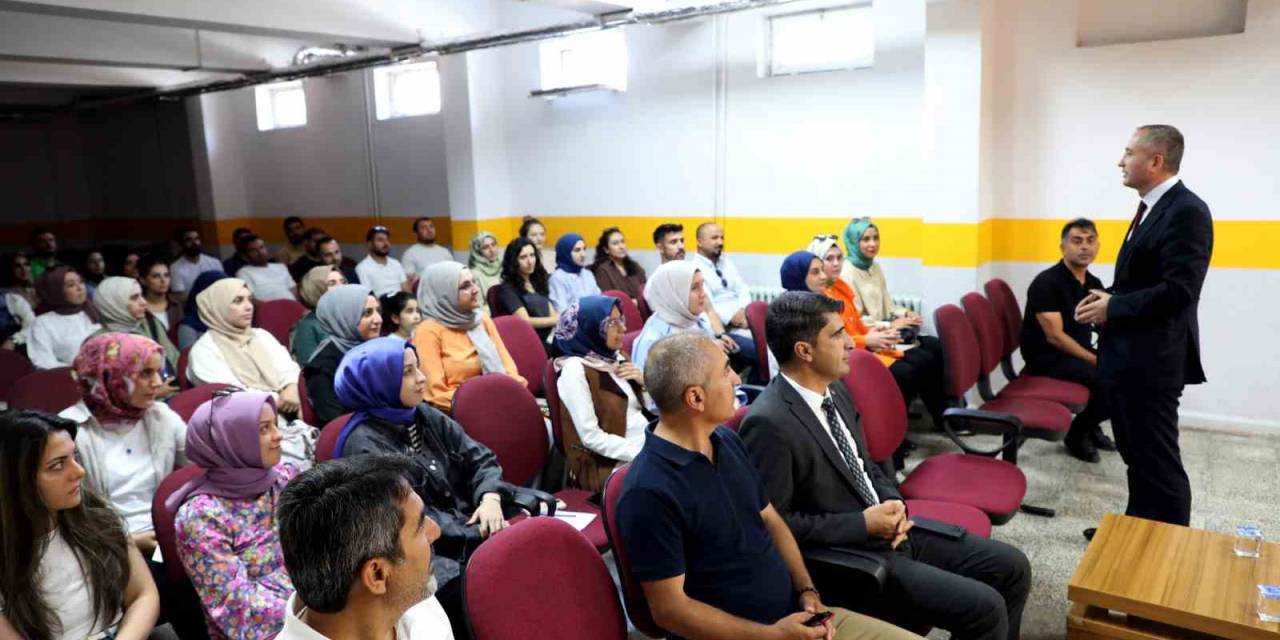 Ağrı Milli Eğitim Müdürü Kökrek’ten Hamur’a Mesleki Çalışma Ziyareti