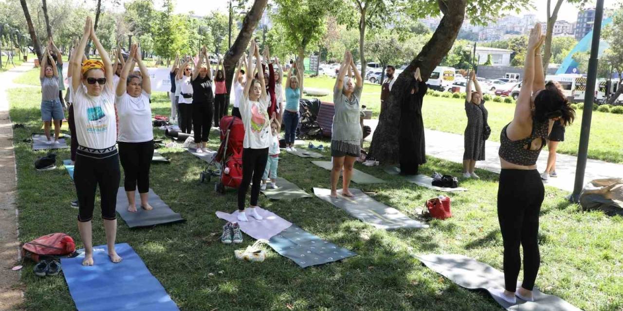 Yoga Tutkunları Eyüpsultan’da Buluştu