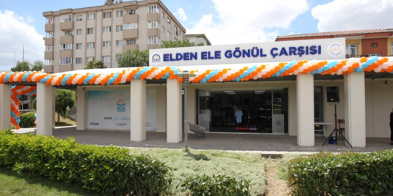 Gebze’de İhtiyaç Sahiplerine Kıyafet Desteği