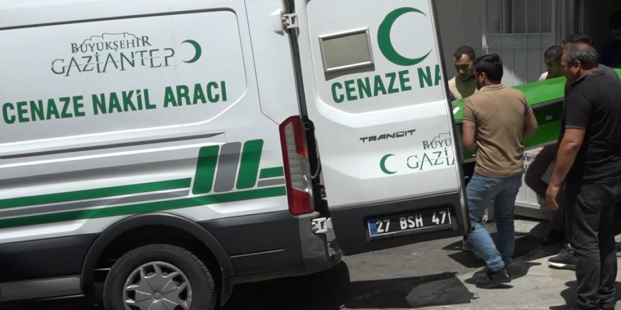 58 Yaşındaki Adam Düşme Sonucu Hayatını Kaybetti, Aile İhmal İddiasında Bulundu