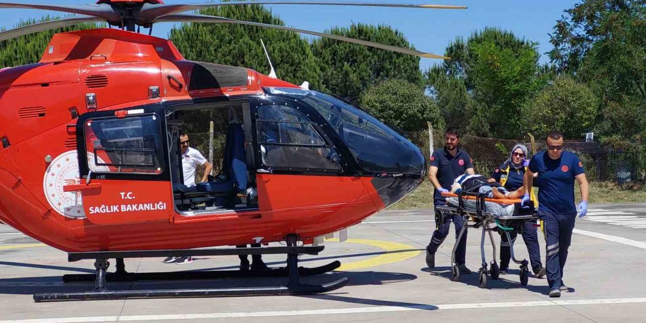 Samsun’da Kazada Yaralanan Yaşlı Kadın Ambulans Helikopterle Hastaneye Sevk Edildi