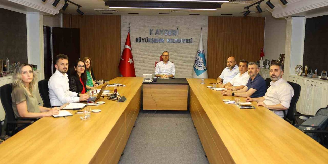 Bilişim Akademisi Projesi’nde Çalışmalar Başladı