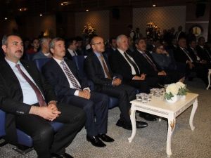 Bakan Şimşek: “Biz Demokrasi, Hak, Özgürlükleri İyileştirirken Bazıları Da Türkiye’yi Bölme Çabasında”