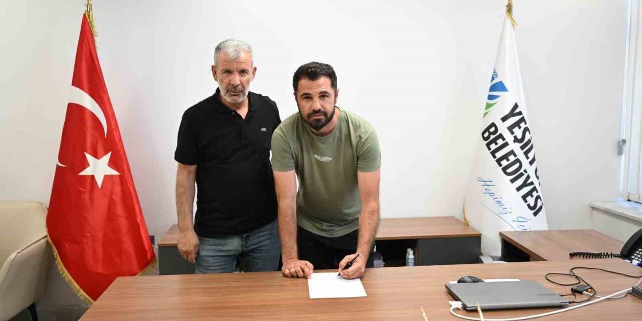 Malatya Yeşilyurtspor’un Teknik Direktörlüğüne Osman Fırat Getirildi