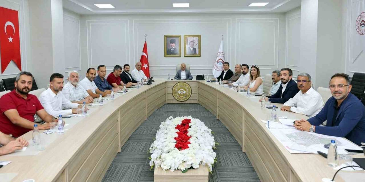 Adıyaman Meydan Ve Çevresi Kentsel Düzenleme Projesi Masaya Yatırıldı