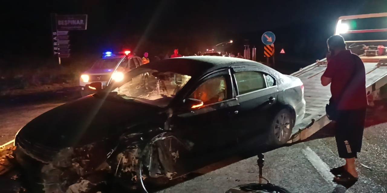 Adıyaman’da İki Otomobil Çarpıştı: 8 Yaralı