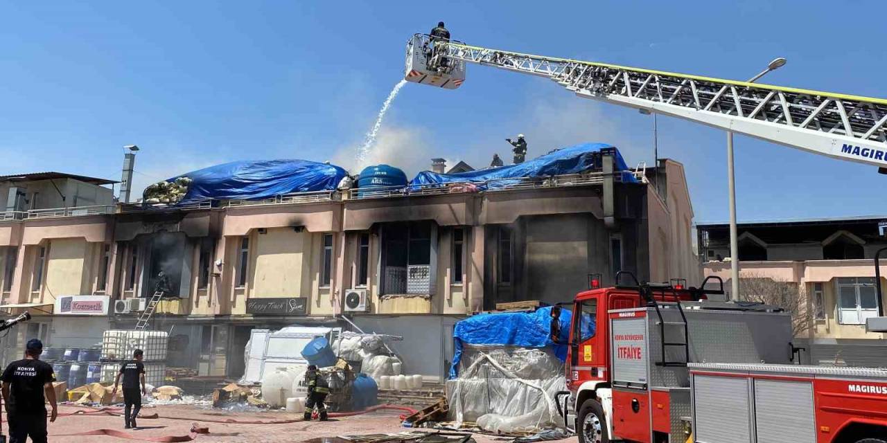 Konya’da Kozmetik Ürünleri Üreten İş Yerinde Yangın
