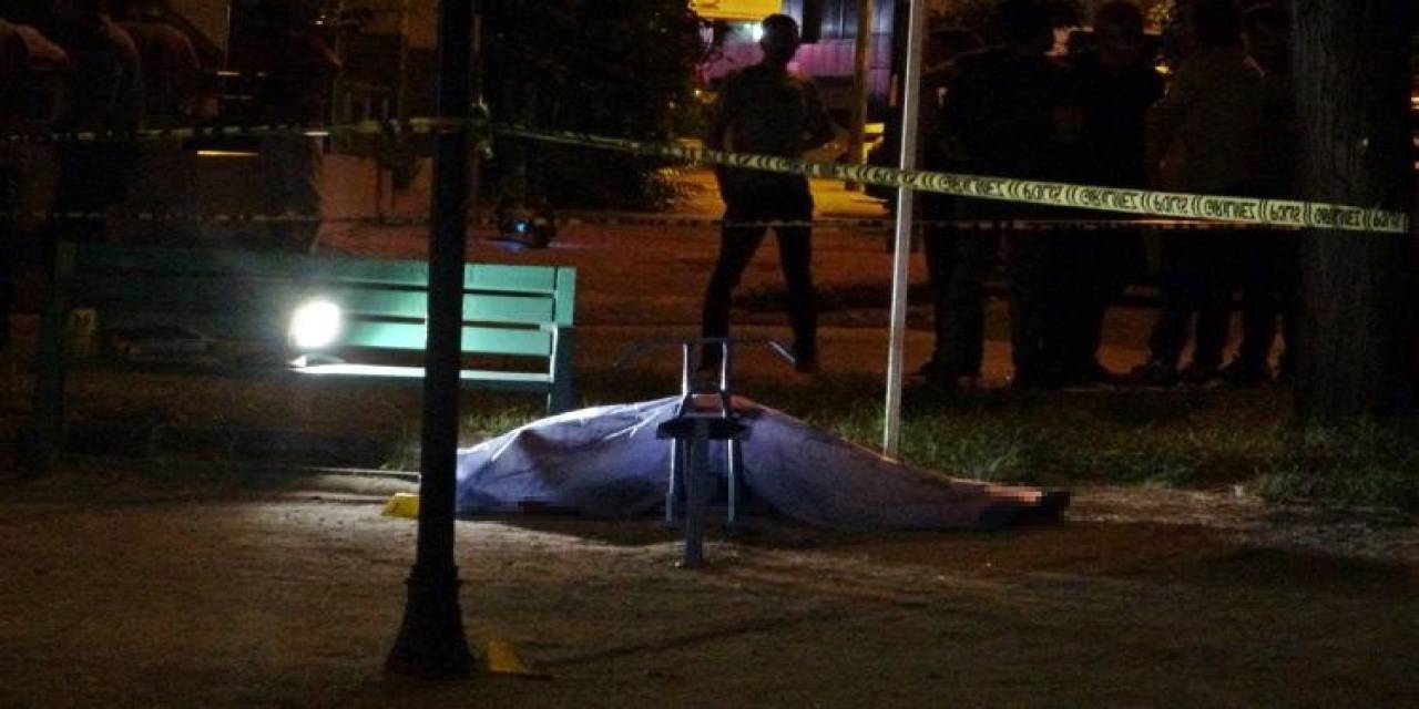 Şişede Durduğu Gibi Durmadı: Arkadaşını Bıçaklayarak Öldürdü, Tahrayla Da Başkasını Yaraladı, ’ben Değil İçki Yaptı’ Dedi