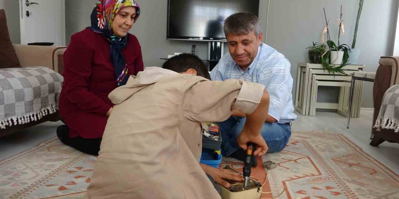 Koruyucu Ulusan Ailesi Yüzde Elli Engelli Çocuğu 8 Yıldır Sevgi İle Büyütüyor