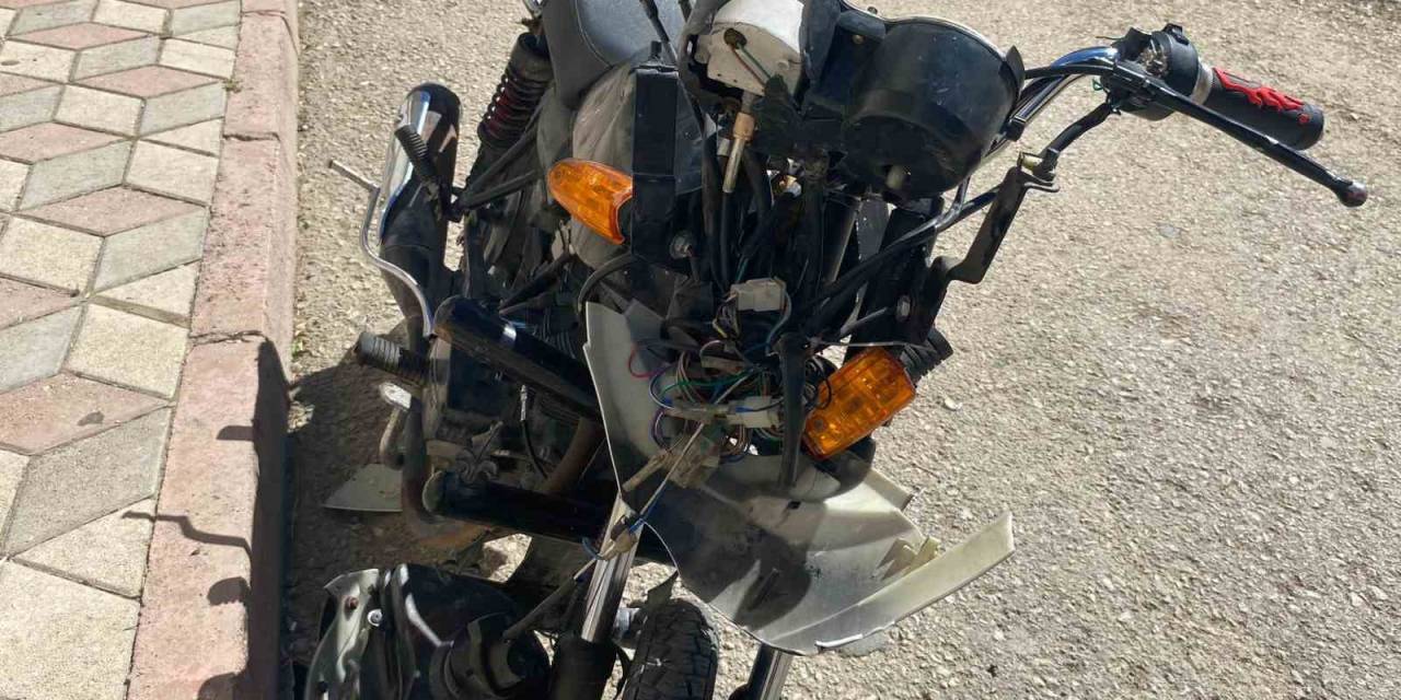 Elazığ’da Motosiklet Kazası: 1 Yaralı