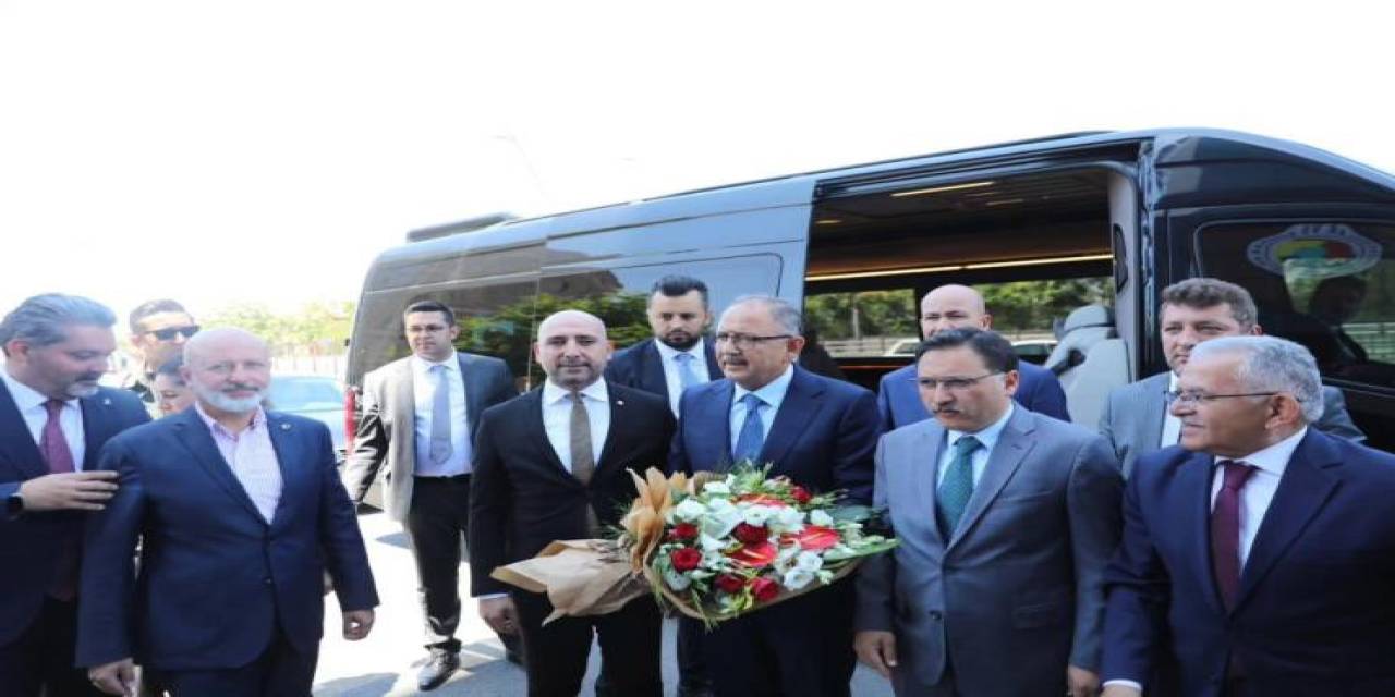 Özhaseki: “Dünyayı En Az Kirleten Ülkelerin Başındayız”