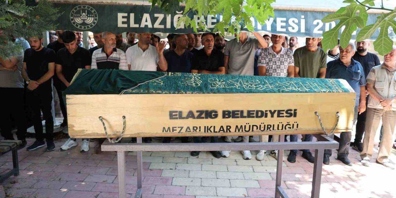 İsteme Günü Kalp Krizi Geçirerek Hayatını Kaybeden Genç Kız, Son Yolculuğuna Uğurlandı
