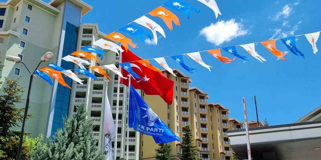 Ak Parti’nin "Yerel Yönetimler İstişare Ve Değerlendirme" Kampı Başladı