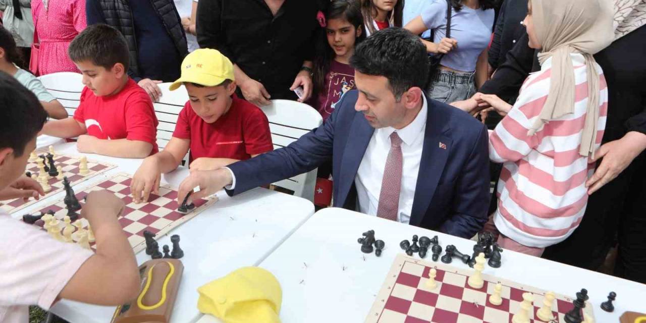 Bayraklı’da Yaz Okulu Atölyeleri Başlıyor