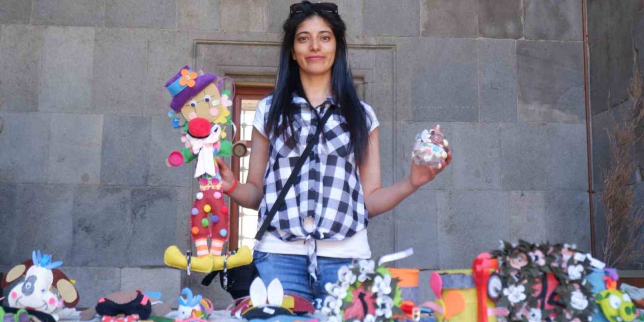 Evdeki Çöpleri Değerlendirerek Tedavisini Tamamladı