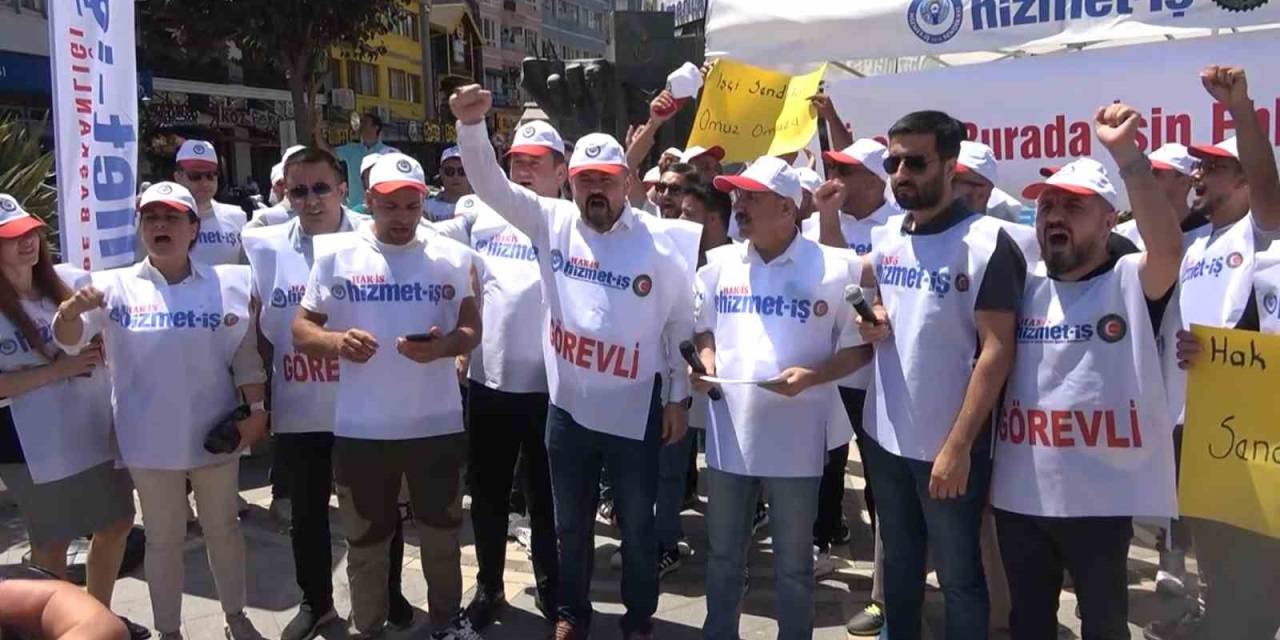 Yalova Belediyesi’nden Çıkarılan İşçilerden Eylem