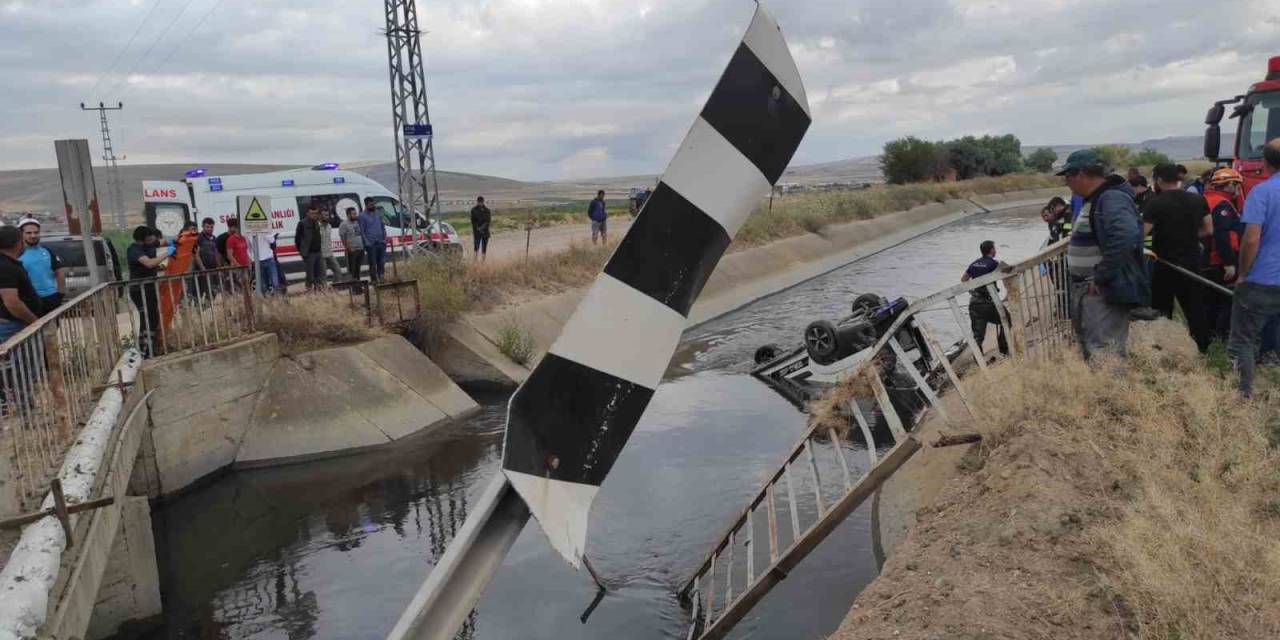 Araç Sulama Kanalına Uçtu: 1 Ölü