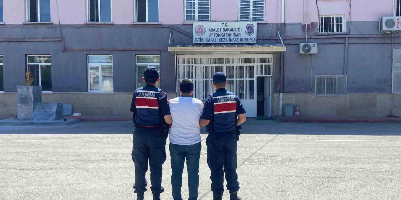 Dolandırıcılıktan 5 Yıl Hapis Cezasıyla Aranan Şahsı Jandarma Yakaladı