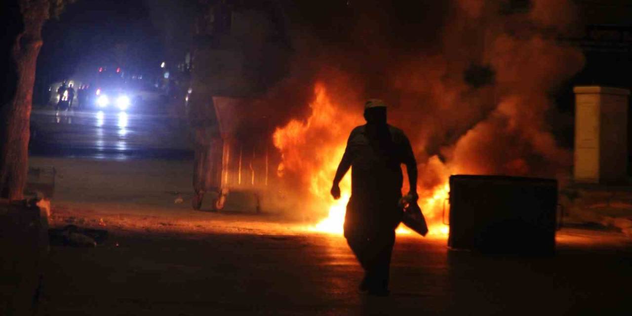 Bakan Yerlikaya: "Olaylarda 474 Şahıs Gözaltına Alındı, Şahıslardan 285’inin Çeşitli Suçlardan Kaydı Olduğu Tespit Edildi"