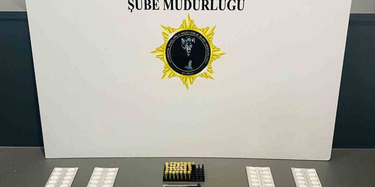 Kargo Paketine Gizlenmiş Gümrük Kaçağı Elektronik Sigara Ele Geçirildi