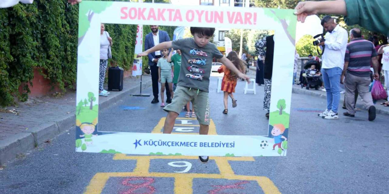 Küçükçekmece’de Oyun Başladı, Sokaklar, Çocuk Sesleriyle Şenlendi