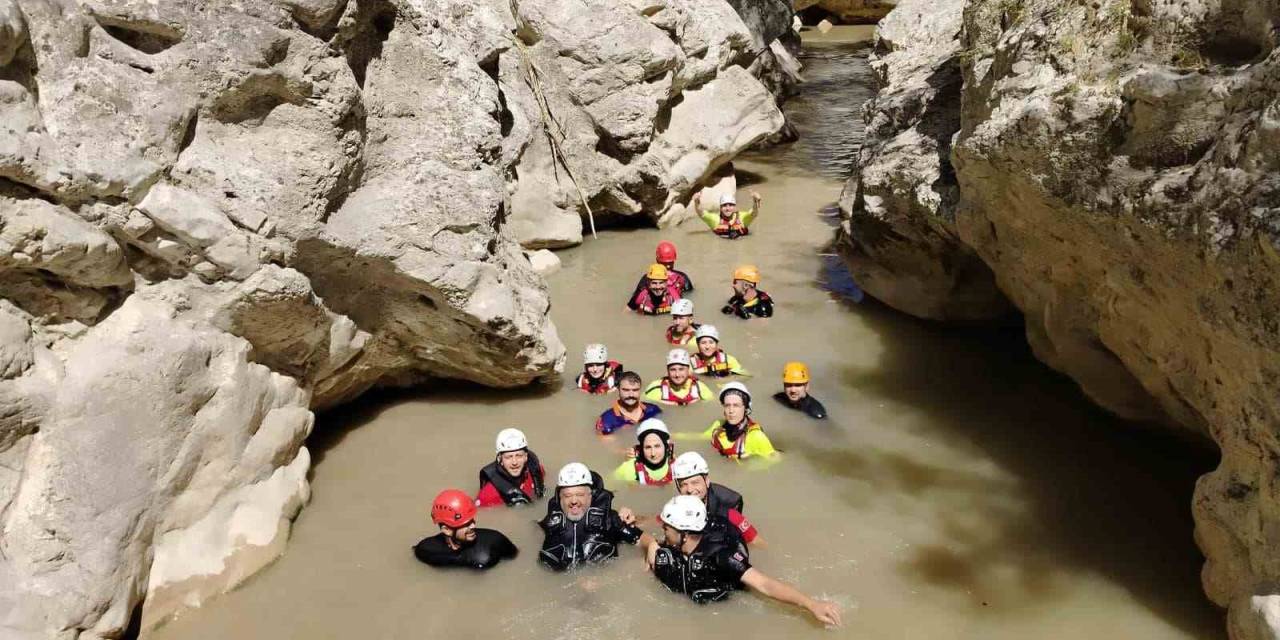 Kanyon Yarı Geçiş Eğitimi İle Anda Ve Edka Bilgilendirildi