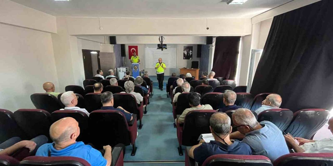 30 Fahri Trafik Müfettişleriyle Değerlendirmeler Yapıldı