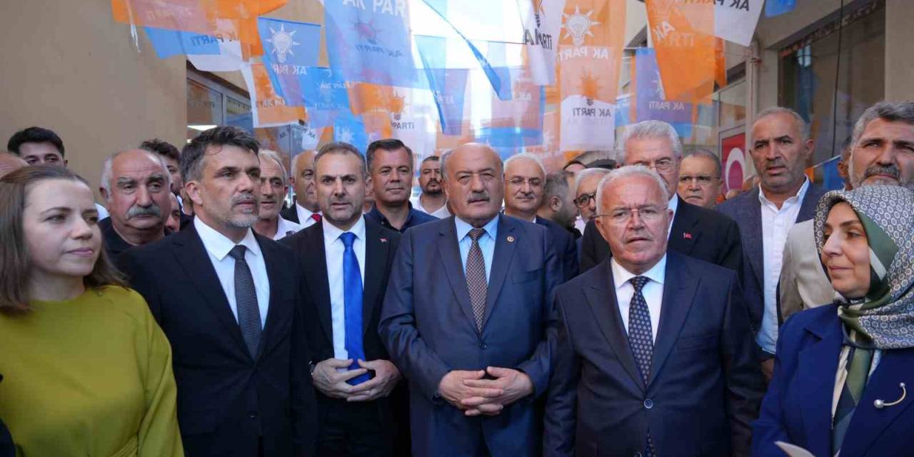 Ak Parti Erzincan İl Başkanlığında Bayrak Değişimi