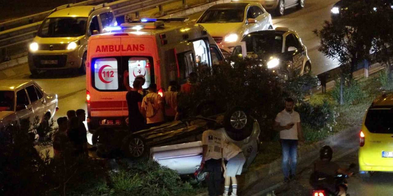 Otomobille Takla Attılar, ’tesadüfle’ Kurtuldular