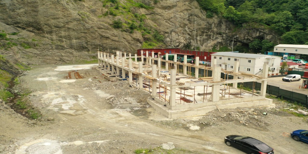 Rize’de mezbahane inşaatı devam ediyor